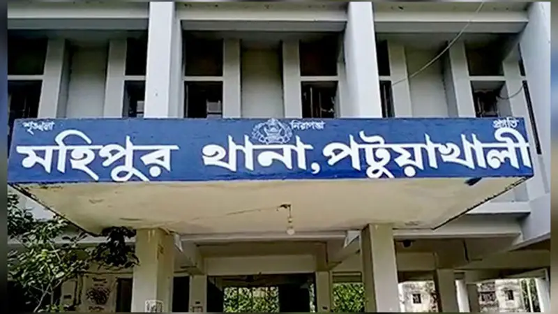 কলাপাড়া-কুয়াকাটা মহাসড়কের পাশ থেকে অজ্ঞাত ব্যক্তির মরদেহ উদ্ধার