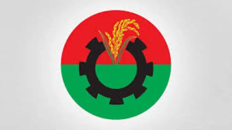 তুচ্ছ ঘটনাকে কেন্দ্র করে বিএনপির দুই গ্রুপের সংঘর্ষে আহত ১২ তুচ্ছ ঘটনাকে কেন্দ্র করে বিএনপির দুই গ্রুপের সংঘর্ষে আহত ১২