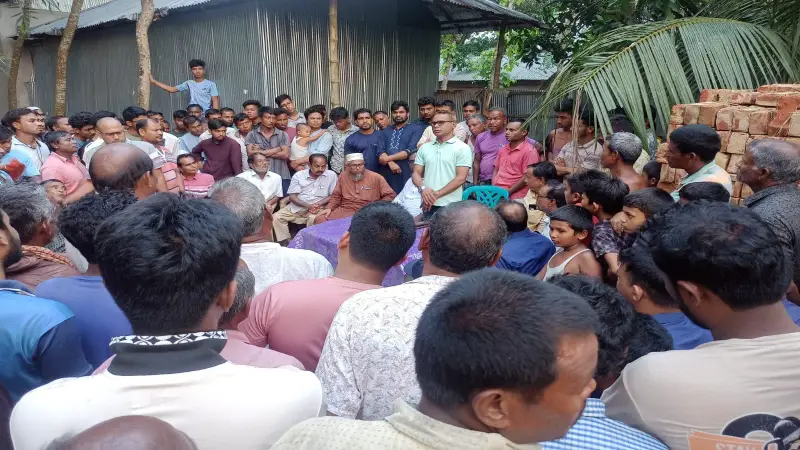 লালমনিরহাটে পুলিশের মোটরসাইকেলের ধাক্কায় প্রাণ গেল গৃহবধূর লালমনিরহাটে পুলিশের মোটরসাইকেলের ধাক্কায় প্রাণ গেল গৃহবধূর