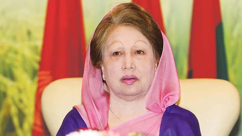 মধ্যরাতে হাসপাতালে ভর্তি খালেদা জিয়া মধ্যরাতে হাসপাতালে ভর্তি খালেদা জিয়া