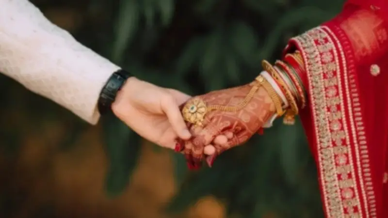 শীতে এত বিয়ে হয় কেন? শীতে এত বিয়ে হয় কেন?