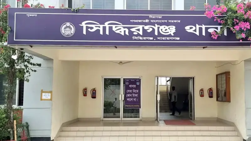ভাড়াটিয়ার সঙ্গে ধাক্কাধাক্কিতে প্রাণ গেল বাড়িওয়ালার, আটক ৩ ভাড়াটিয়ার সঙ্গে ধাক্কাধাক্কিতে প্রাণ গেল বাড়িওয়ালার, আটক ৩