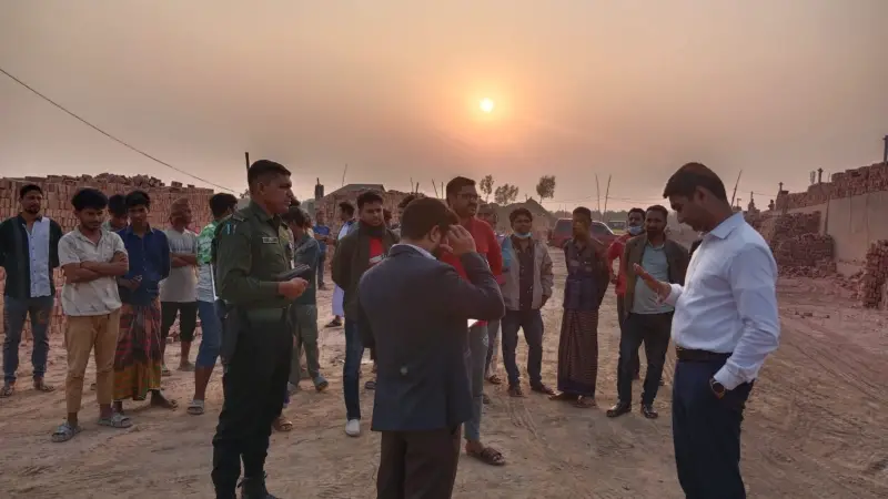 ধামরাইয়ে দুইটি ইটভাটায় ২২ লক্ষ টাকা জরিমানা ধামরাইয়ে দুইটি ইটভাটায় ২২ লক্ষ টাকা জরিমানা