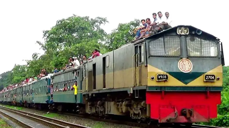 ঢাকা-জয়দেবপুর রুটে চলবে চার জোড়া ট্রেন ঢাকা-জয়দেবপুর রুটে চলবে চার জোড়া ট্রেন