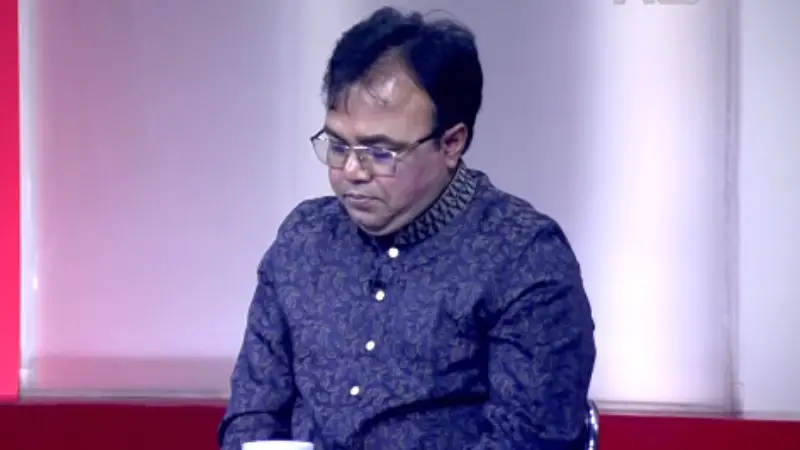 ছাত্র-জনতা রক্ত দেওয়ার পরও কি বৈষম্য থেকে আমরা বেরিয়েছি?: ডা. আকাশ ছাত্র-জনতা রক্ত দেওয়ার পরও কি বৈষম্য থেকে আমরা বেরিয়েছি?: ডা. আকাশ