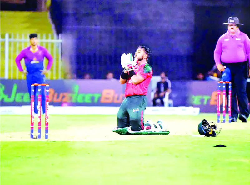 পারভেজের কণ্ঠে এগিয়ে যাওয়ার প্রত্যয় পারভেজের কণ্ঠে এগিয়ে যাওয়ার প্রত্যয়