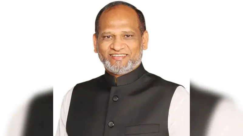 চাকরি দেওয়ার নাম করে ৭ বছর ধরে তরুণীকে ধর্ষণ আ. লীগ এমপির, সোশ্যাল মিডিয়ায় ভিডিও ভাইরাল চাকরি দেওয়ার নাম করে ৭ বছর ধরে তরুণীকে ধর্ষণ আ. লীগ এমপির, সোশ্যাল মিডিয়ায় ভিডিও ভাইরাল