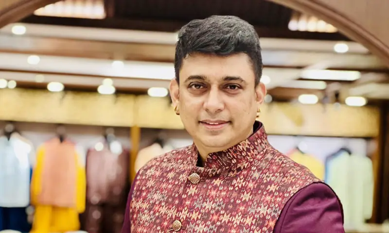 পুড়ছে হলিউড, অন্যদিকে মন কাঁদছে জায়েদ খানের পুড়ছে হলিউড, অন্যদিকে মন কাঁদছে জায়েদ খানের