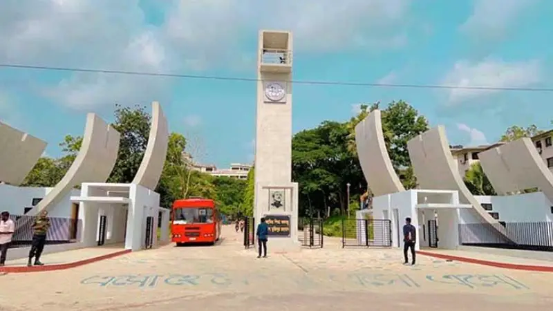 কুবির শিক্ষক জসিমকে বাধ্যতামূলক ছুটি, প্রক্রিয়া নিয়ে বিতর্ক কুবির শিক্ষক জসিমকে বাধ্যতামূলক ছুটি, প্রক্রিয়া নিয়ে বিতর্ক