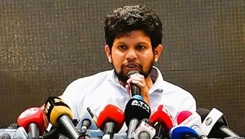 নতুন তথ্য উপদেষ্টা হলেন মাহফুজ আলম নতুন তথ্য উপদেষ্টা হলেন মাহফুজ আলম