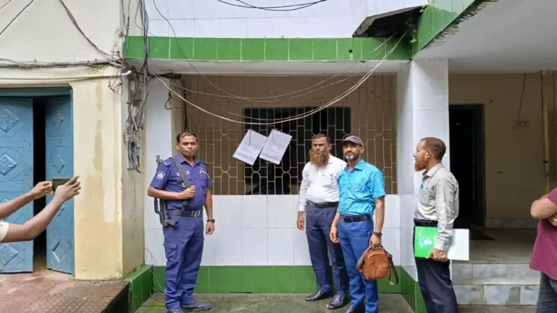 দৌলতপুরে সাবেক এমপি ও তার ভাইয়ের সম্পদের হিসাব চেয়ে দুদকের নোটিশ দৌলতপুরে সাবেক এমপি ও তার ভাইয়ের সম্পদের হিসাব চেয়ে দুদকের নোটিশ