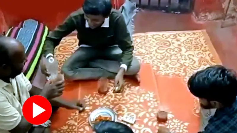 জেলে বসে মদ-নেশায় সুখবিলাস! জেলে বসে মদ-নেশায় সুখবিলাস!