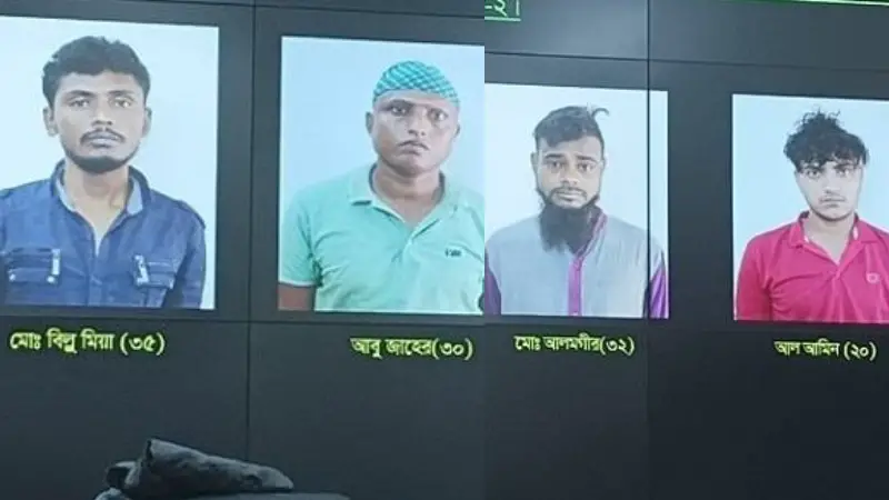 র্যাব সেজে সব লুট করে নিতেন তারা! র্যাব সেজে সব লুট করে নিতেন তারা!
