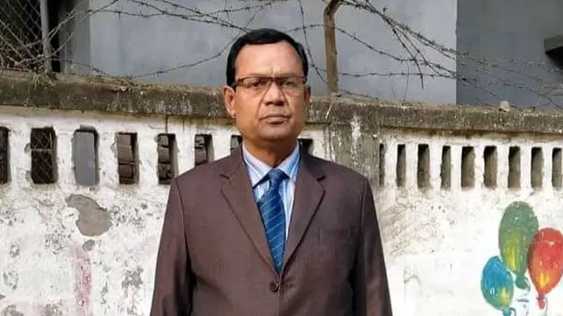 জাজিরার সাবেক মেয়র হক কবিরাজ গ্রেফতার জাজিরার সাবেক মেয়র হক কবিরাজ গ্রেফতার