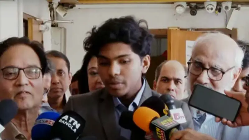 ‘সচিবরা রাজনৈতিক বক্তব্য দিতে পারবেন না’ ‘সচিবরা রাজনৈতিক বক্তব্য দিতে পারবেন না’