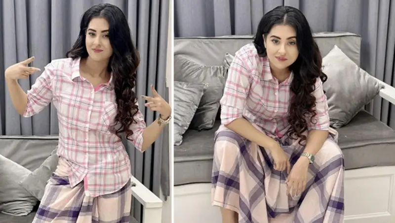 লুঙ্গি পরে সিনেমার প্রচারণায় বুবলী লুঙ্গি পরে সিনেমার প্রচারণায় বুবলী