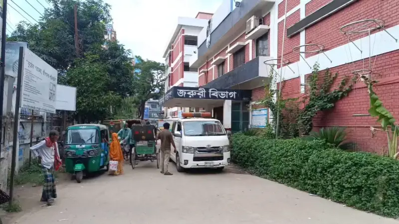 ব্রাহ্মণবাড়িয়ায় পুকুর দখল নিয়ে দুই পক্ষের সংঘর্ষ, হাত থেকে কব্জি বিচ্ছিন্নসহ আহত ৬ ব্রাহ্মণবাড়িয়ায় পুকুর দখল নিয়ে দুই পক্ষের সংঘর্ষ, হাত থেকে কব্জি বিচ্ছিন্নসহ আহত ৬