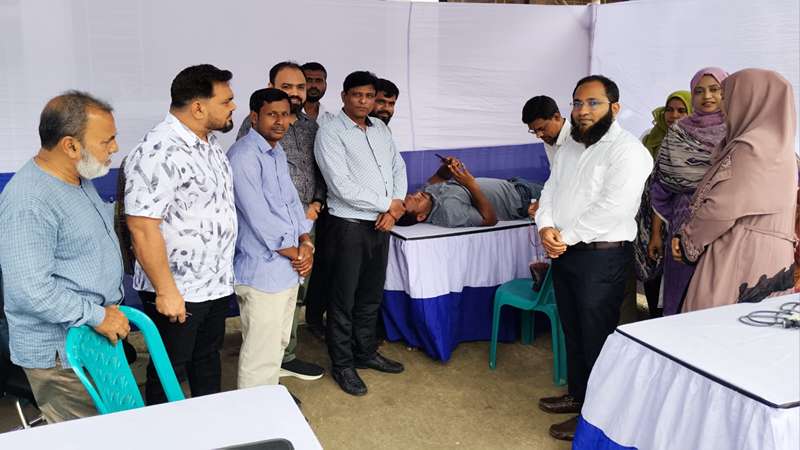 ‘জুলাই পুনর্জাগরণে’ রাজশাহীতে অনুষ্ঠিত হলো রক্তদান কর্মসূচি ও ফ্রি মেডিকেল ক্যাম্প ‘জুলাই পুনর্জাগরণে’ রাজশাহীতে অনুষ্ঠিত হলো রক্তদান কর্মসূচি ও ফ্রি মেডিকেল ক্যাম্প