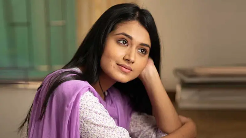আমি যখন কাজে থাকি, তখন ও আমাকে বিরক্ত করে না আমি যখন কাজে থাকি, তখন ও আমাকে বিরক্ত করে না