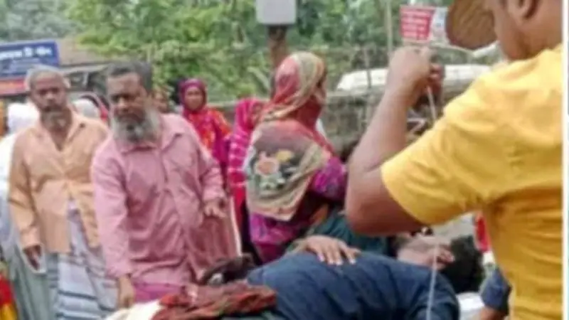 রাজশাহীতে বাসের চাপায় পা হারালেন বাবা-মেয়ে রাজশাহীতে বাসের চাপায় পা হারালেন বাবা-মেয়ে