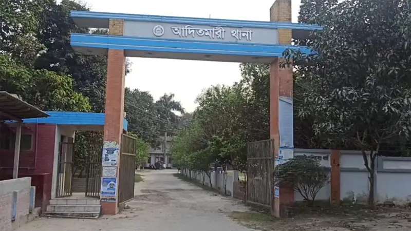 মাথায় কোপ! ঘুমের মধ্যেই প্রাণ গেল ব্যবসায়ীর মাথায় কোপ! ঘুমের মধ্যেই প্রাণ গেল ব্যবসায়ীর