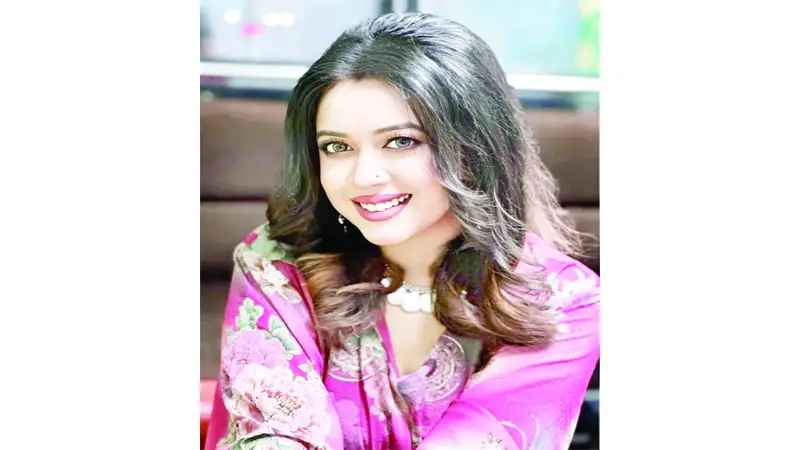 প্রথমবার যুক্তরাজ্যে শোতে ঐশী প্রথমবার যুক্তরাজ্যে শোতে ঐশী