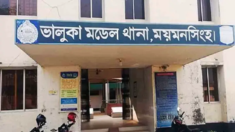 ভালুকায় পিস্তল ঠেকিয়ে চাঁদা দাবি, দুই কিশোরকে গণধোলাই ভালুকায় পিস্তল ঠেকিয়ে চাঁদা দাবি, দুই কিশোরকে গণধোলাই