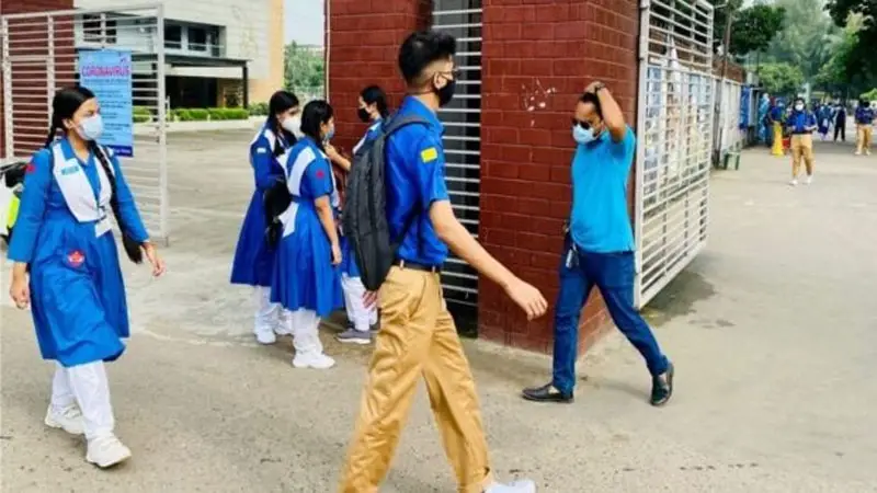শিক্ষাপ্রতিষ্ঠানে গ্রীষ্মের ছুটি কমানোর সিদ্ধান্ত শিক্ষাপ্রতিষ্ঠানে গ্রীষ্মের ছুটি কমানোর সিদ্ধান্ত
