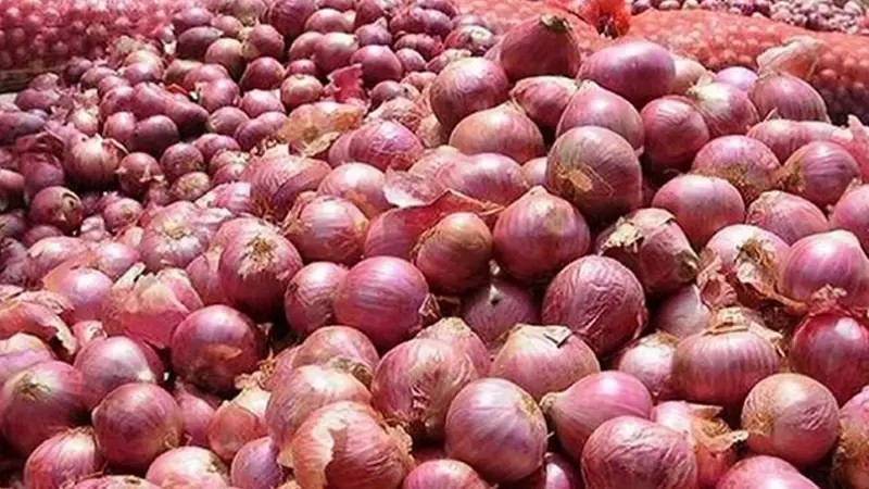 বাড়লো পেঁয়াজের দাম, বর্তমান মূল্য কত? বাড়লো পেঁয়াজের দাম, বর্তমান মূল্য কত?