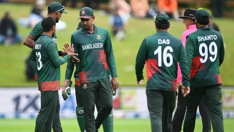 বাংলাদেশের ফিল্ডিংয়ে এত ব্যর্থতার জন্য ফিটনেস এবং মনোযোগকেই দায়ী করলেন কোচ বাংলাদেশের ফিল্ডিংয়ে এত ব্যর্থতার জন্য ফিটনেস এবং মনোযোগকেই দায়ী করলেন কোচ