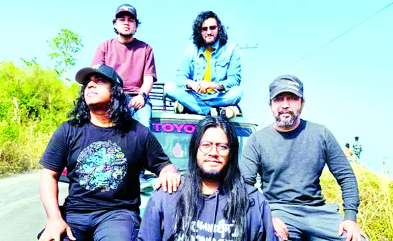 শিরোনামহীনের ‘কতদূর’ শিরোনামহীনের ‘কতদূর’