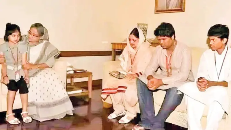 ইলিয়াস আলীর স্ত্রীকে কী বলেছিলেন হাসিনা? ইলিয়াস আলীর স্ত্রীকে কী বলেছিলেন হাসিনা?