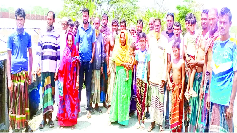 ৩২ পরিবারের রাত কাটে নির্ঘুম ৩২ পরিবারের রাত কাটে নির্ঘুম