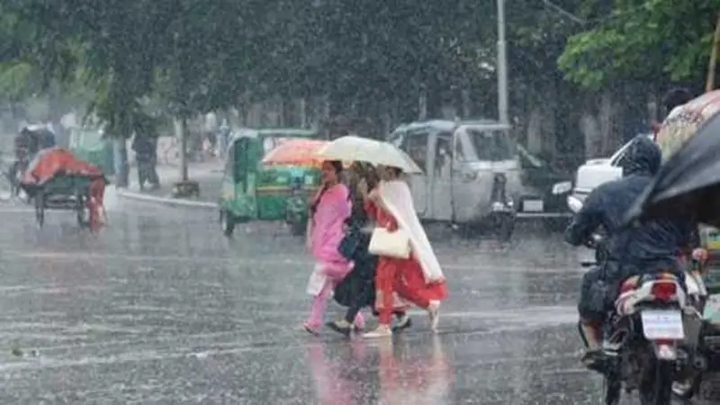 টানা ৩ দিন রাজধানীসহ সারা দেশে বৃষ্টির পূর্বাভাস টানা ৩ দিন রাজধানীসহ সারা দেশে বৃষ্টির পূর্বাভাস