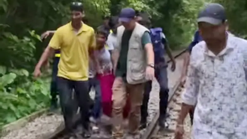 লাউয়াছড়ায় ট্রেনের নিচে কাটা পড়ে যুবকের পা বিচ্ছিন্ন লাউয়াছড়ায় ট্রেনের নিচে কাটা পড়ে যুবকের পা বিচ্ছিন্ন
