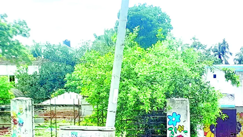 নীতি কবির স্মৃতিবিজড়িত ভূমি নীতি কবির স্মৃতিবিজড়িত ভূমি