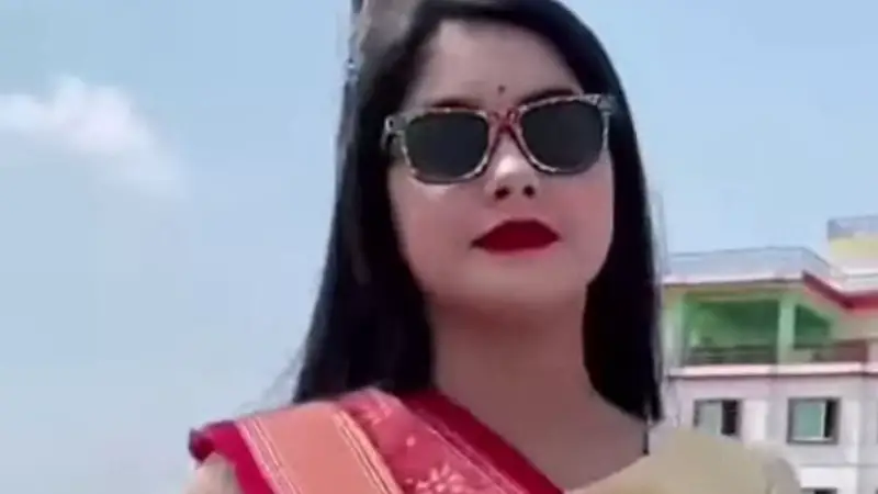 এবার নয়া দামানে ভাইরাল তাহসানপত্নী (ভিডিওসহ) এবার নয়া দামানে ভাইরাল তাহসানপত্নী (ভিডিওসহ)