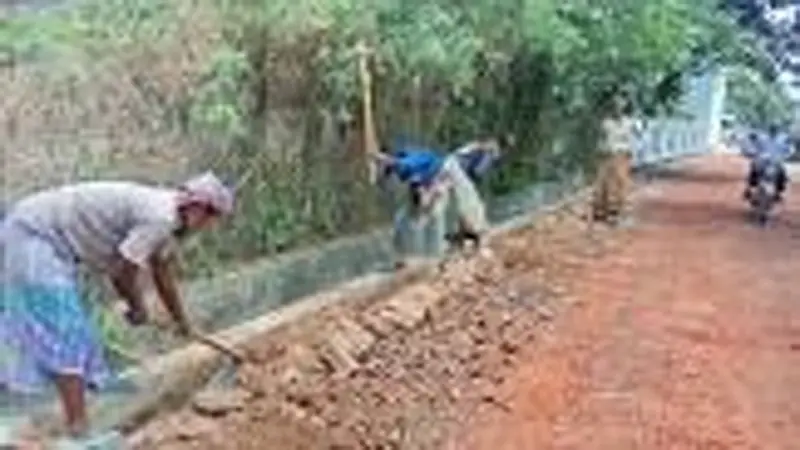 রাজশাহীতে সড়ক সংস্কার কাজে নয়ছয় রাজশাহীতে সড়ক সংস্কার কাজে নয়ছয়