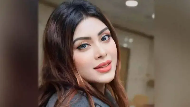 মিষ্টিকে পেতে অফার করা হয়েছিল মার্সেডিজ বেঞ্জ! মিষ্টিকে পেতে অফার করা হয়েছিল মার্সেডিজ বেঞ্জ!