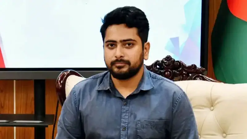 উপদেষ্টার পদ থেকে পদত্যাগ করলেন নাহিদ উপদেষ্টার পদ থেকে পদত্যাগ করলেন নাহিদ