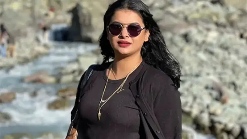 কেউ অভিনয় করা মানে যৌনকর্মী হওয়া, যুবকের কাছে প্রশ্ন শবনম ফারিয়ার কেউ অভিনয় করা মানে যৌনকর্মী হওয়া, যুবকের কাছে প্রশ্ন শবনম ফারিয়ার