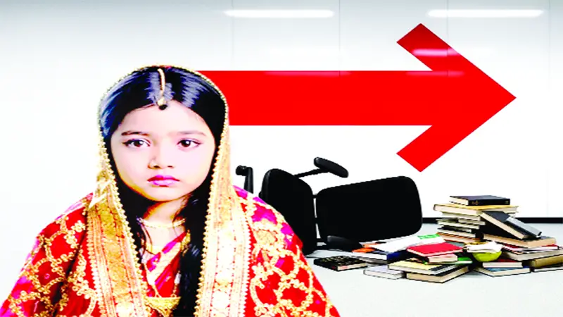 শিক্ষায় ছাত্রীদের ঝরে পড়া
