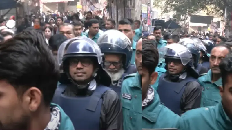 মুচকি হেসে কি বললেন পলক? মুচকি হেসে কি বললেন পলক?