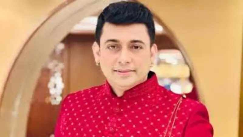 ঢালিউড ছেড়ে কি হলিউডে কাজ খুঁজছেন জায়েদ খান ? ঢালিউড ছেড়ে কি হলিউডে কাজ খুঁজছেন জায়েদ খান ?