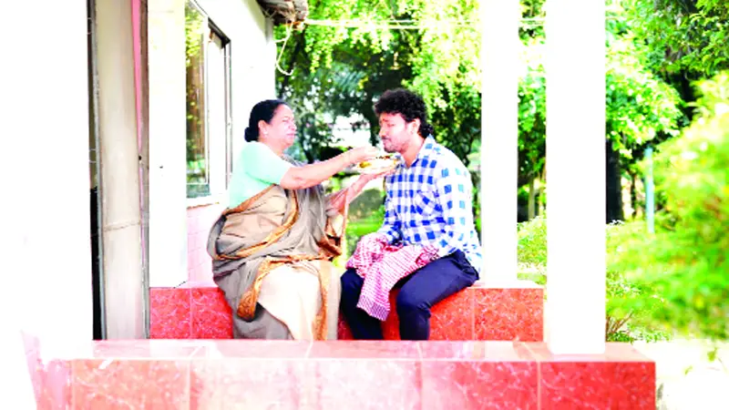 বিটিভিতে আজ বিশেষ নাটক ‘হাত’ বিটিভিতে আজ বিশেষ নাটক ‘হাত’