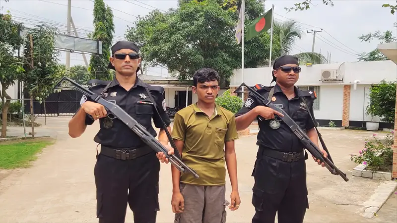 বলাৎকারের পর হত্যা, মুলহোতা র্যাবের হাতে গ্রেফতার বলাৎকারের পর হত্যা, মুলহোতা র্যাবের হাতে গ্রেফতার