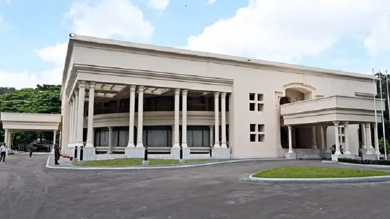 প্রধান উপদেষ্টার বাসভবন যমুনায় কিছুক্ষণের মধ্যে শুরু হচ্ছে বৈঠক প্রধান উপদেষ্টার বাসভবন যমুনায় কিছুক্ষণের মধ্যে শুরু হচ্ছে বৈঠক
