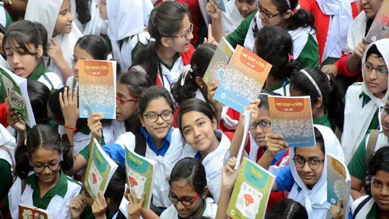 ষষ্ঠ ও সপ্তম শ্রেণির শিক্ষার্থীরা নতুন বই পাচ্ছে জানুয়ারিতেই ষষ্ঠ ও সপ্তম শ্রেণির শিক্ষার্থীরা নতুন বই পাচ্ছে জানুয়ারিতেই