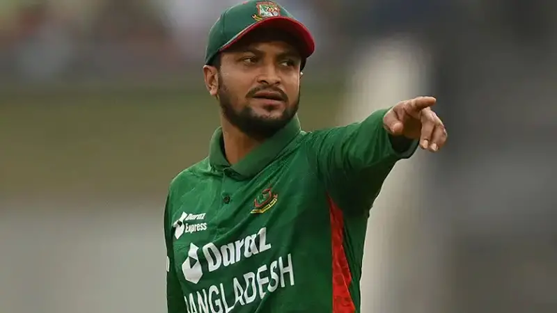 ক্রিকেটে ফেরা অনিশ্চিত সাকিবের, তাহলে কি রাজনীতির কারণেই শেষ ক্যারিয়ার ? ক্রিকেটে ফেরা অনিশ্চিত সাকিবের, তাহলে কি রাজনীতির কারণেই শেষ ক্যারিয়ার ?