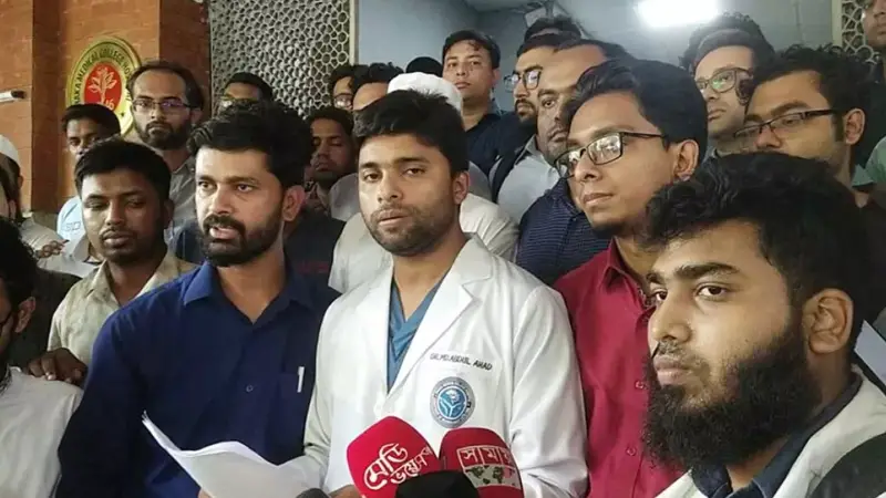 বুধবার থেকে স্বাভাবিক নিয়মে চলবে সব হাসপাতাল বুধবার থেকে স্বাভাবিক নিয়মে চলবে সব হাসপাতাল